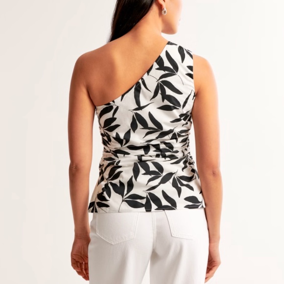 NWT Abercrombie & Fitch Asymmetrical Poplin Top - Picture 4 of 4